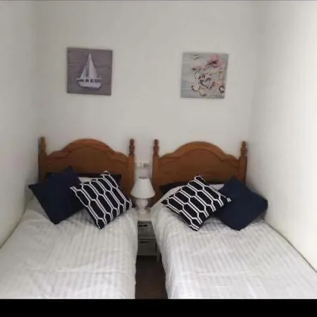 Playamarina 1 Reception